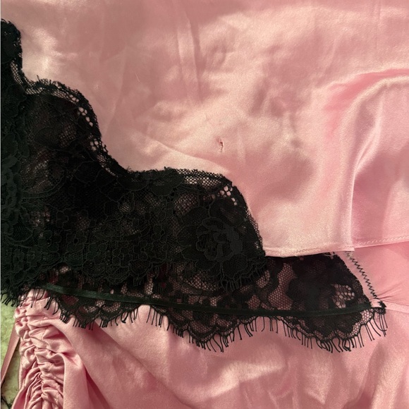 New with flaw! | Fleur de Mal Silk Ruched Gown Bisou Pink XS - Picture 6 of 6